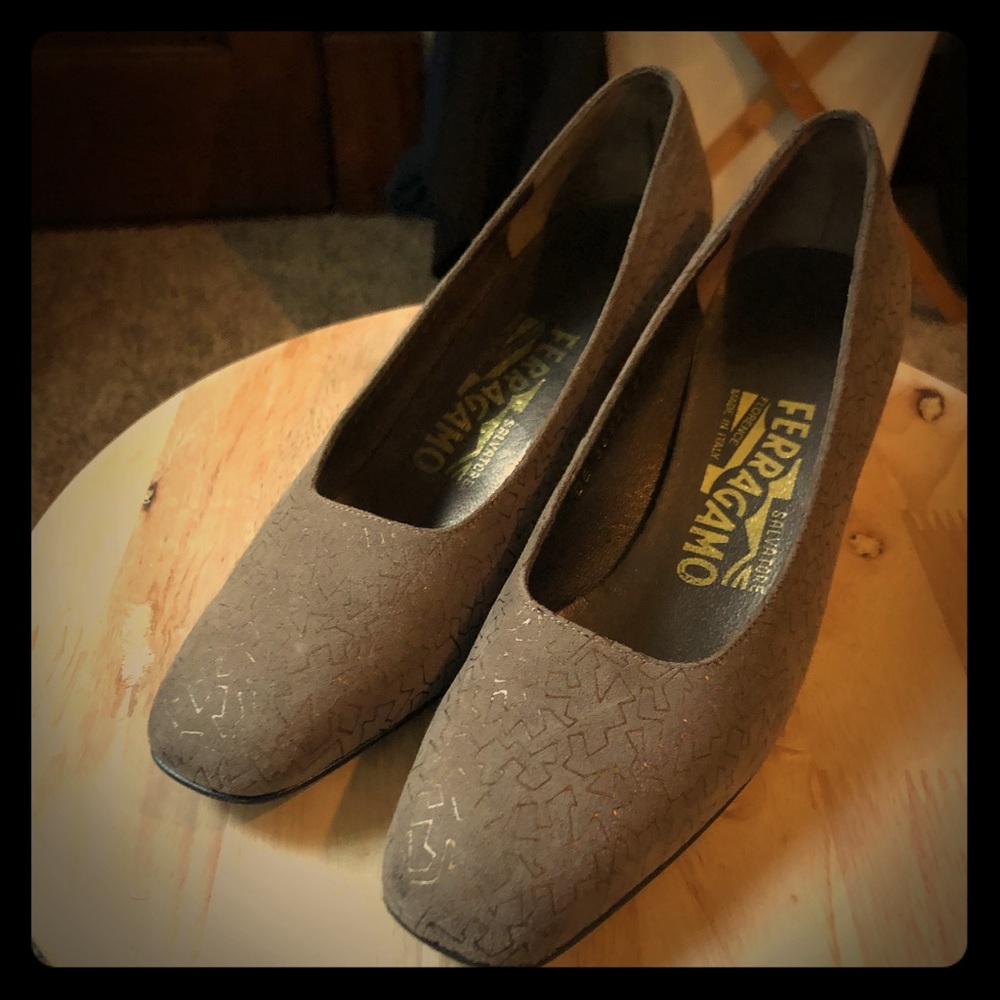 excellent condition Vintage Ferragamo Heels